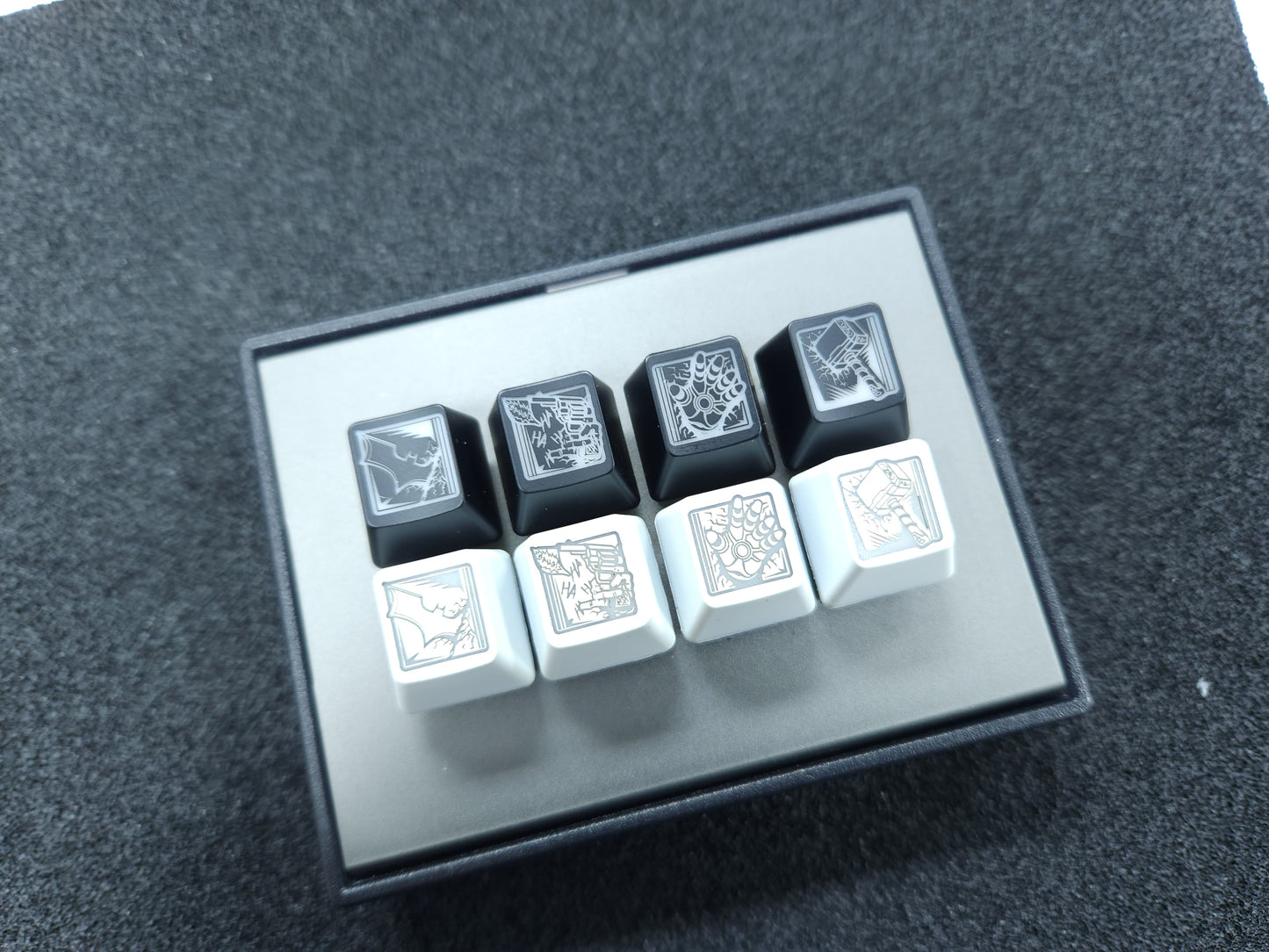 Comic Caps